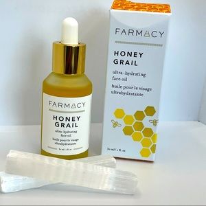 NEW! Farmacy Honey Grail Ultra Hydrating Face Oil.